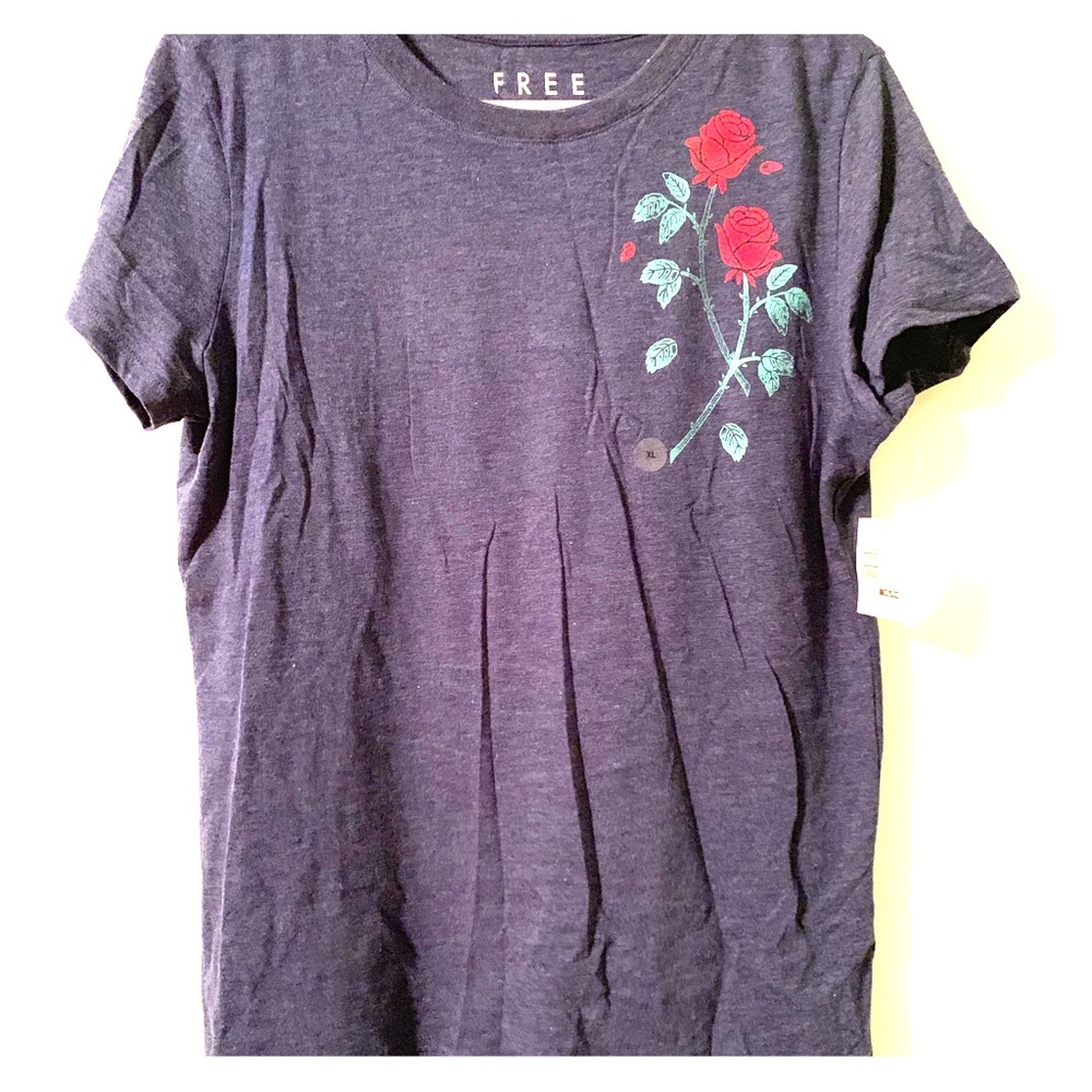 Rose tee